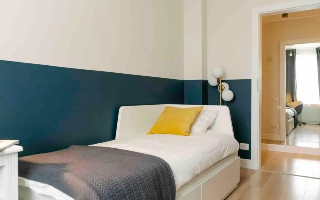 Sunny 2BR Flat-Top Location-Amazing Views