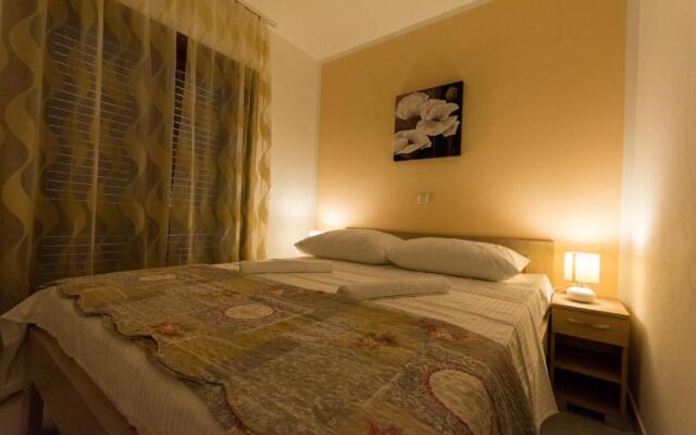 Apartments Bisera