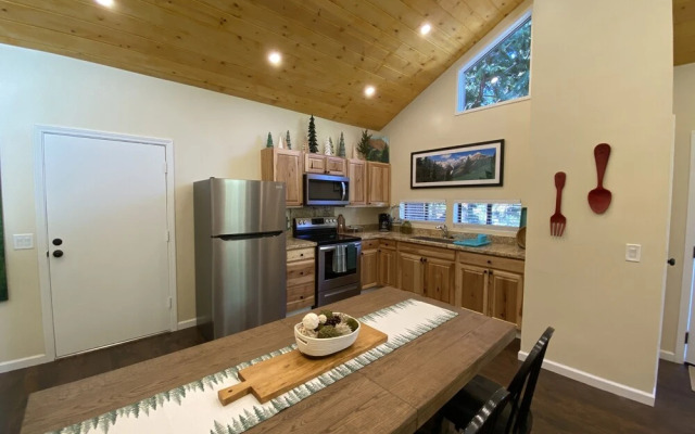 Idyllwild Inn
