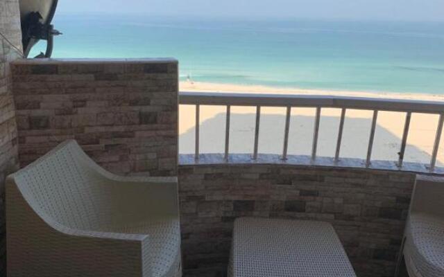 Family Condo With Panoramic Sea View 1