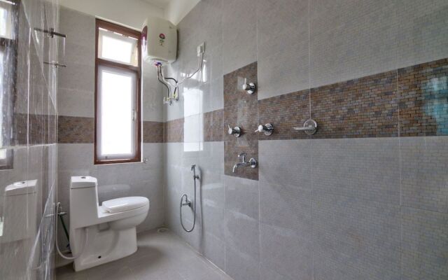 OYO 13466 Hotel Indrakil