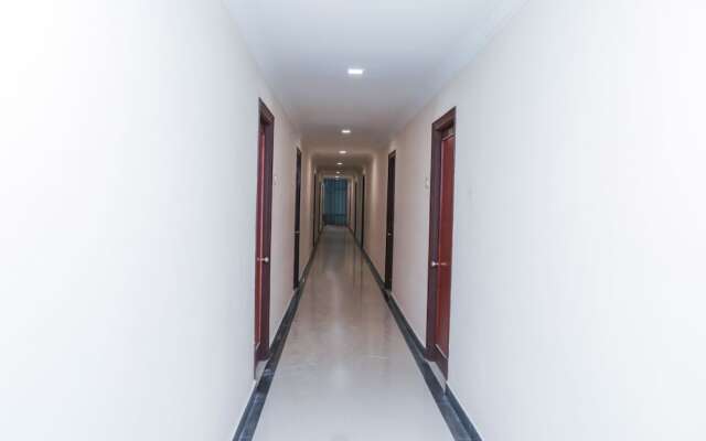 OYO 9646 Hotel Golden Pearl Inn