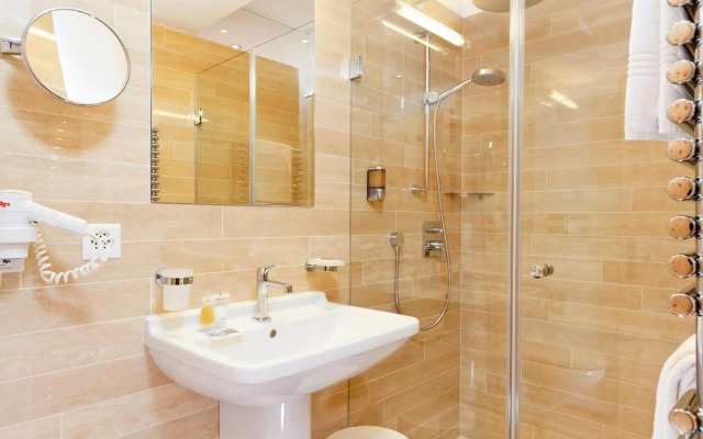 Schweizerhaus Swiss Quality Hotel