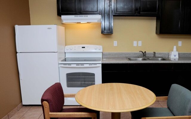Economy Inn & Suites