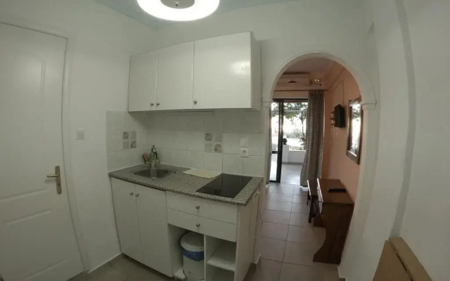 Andromache S Apartments And Studios