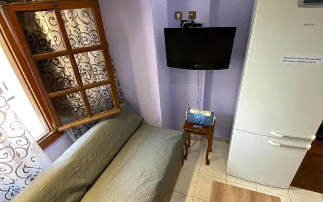 Ano Poli Studios 2