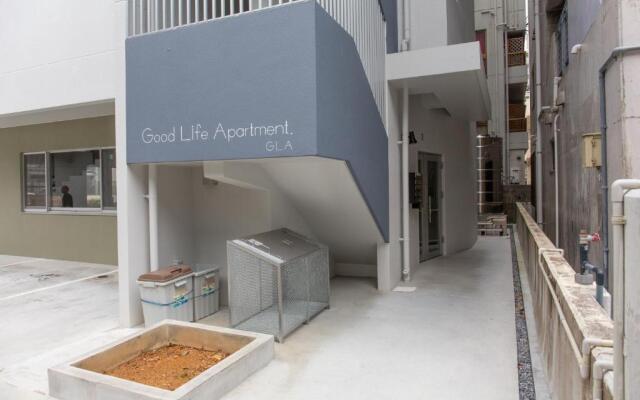Good Life Apartment