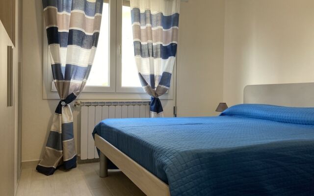 New and Bright Apartment Close to the Beach