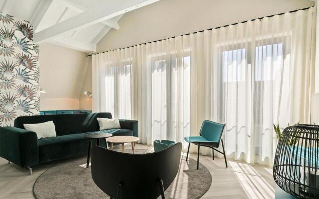 DRL45 Luxury apartment in the heart of Domburg