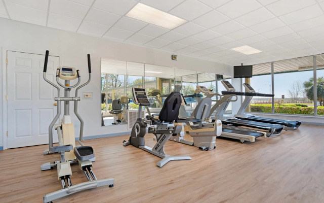 Quality Inn & Suites near Lake Eufaula