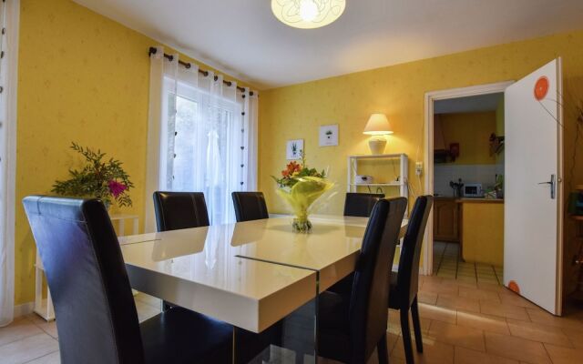 Spacious Holiday Home With Private Swimming Pool in Vitrac