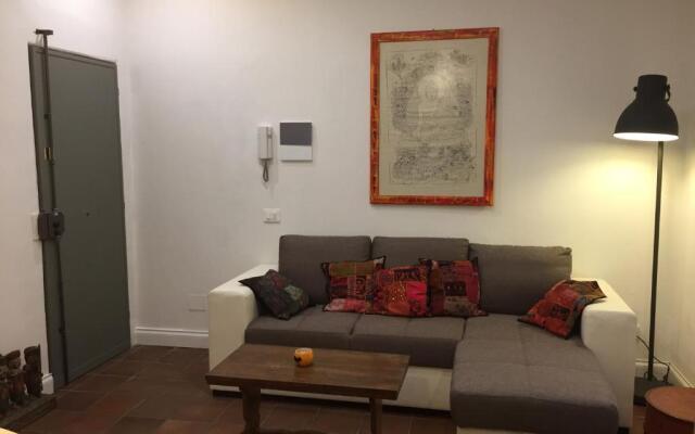 Santa Croce Apartment