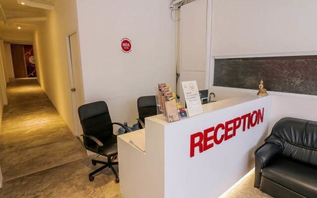 Nida Rooms Sukhumvit Loft 28