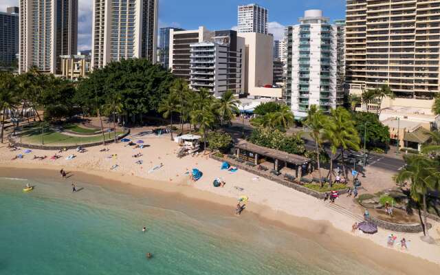Aston Waikiki Circle Hotel