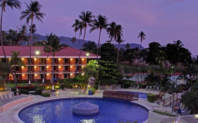 Jaco Beach Hotel & Club
