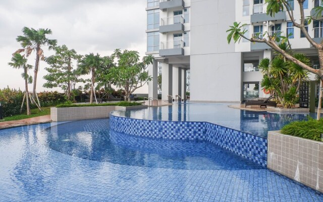 Cozy Living Studio Connected To Mall At Supermall Mansion Apartment