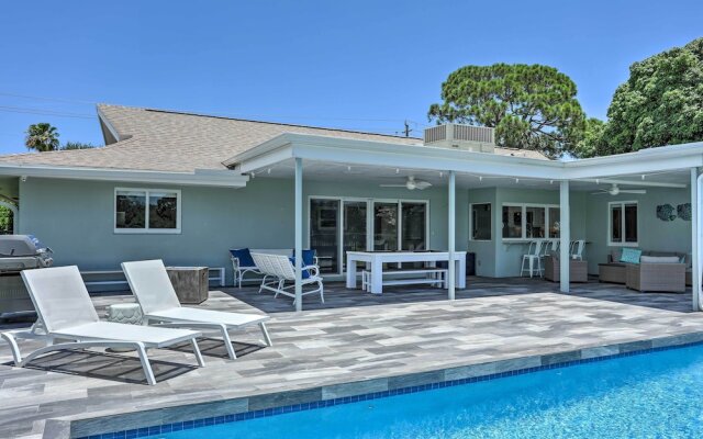 Jupiter Home w/ Private Pool & Putting Green!