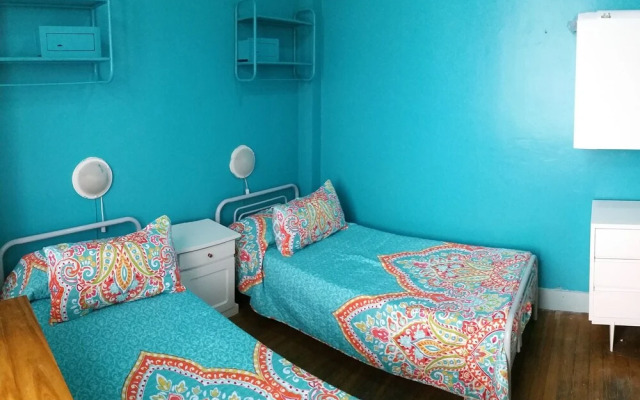 Master Hostel Borges