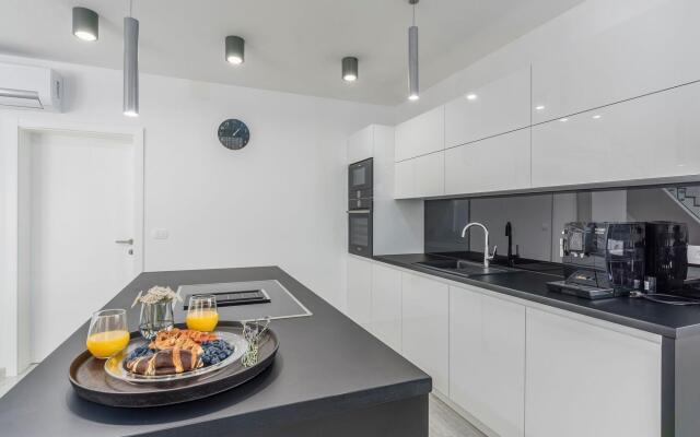 Amazing Holiday Home In Novigrad With Bubble Bath