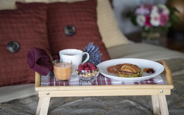 Bella Collina Bed & Breakfast