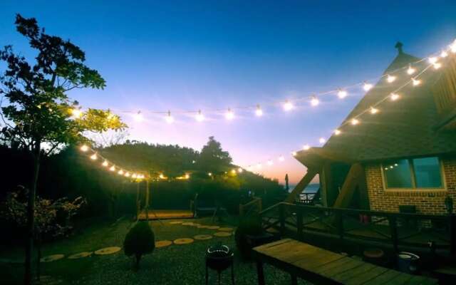 Geoje Sea Love Pension