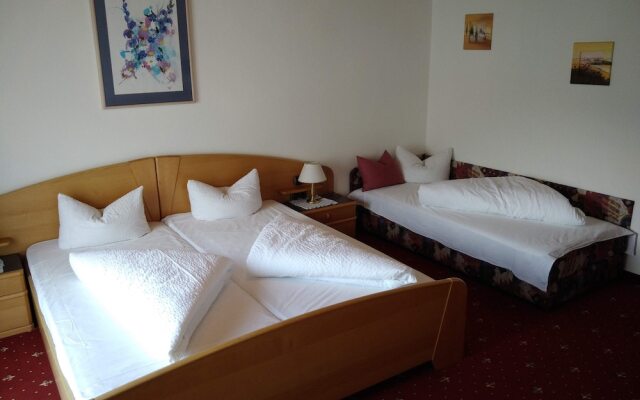 Pension Weirather