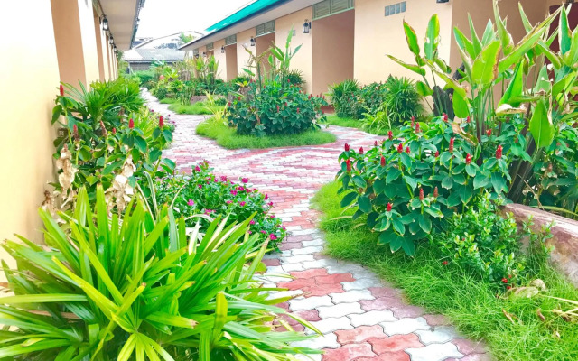 Huan Soontaree Resort