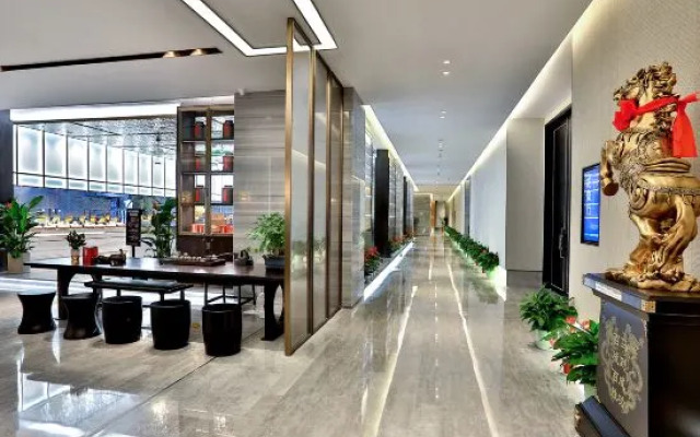 Longyou Oriental Wenlan Hotel