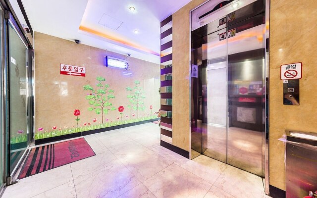 Suwon (Yeonghwadong) Herb Motel