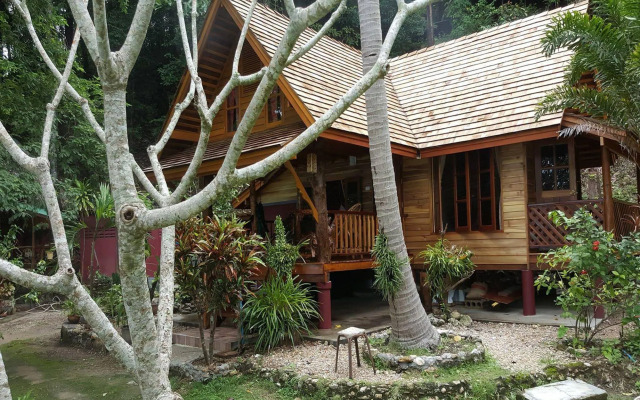 Sabai Corner Bungalows
