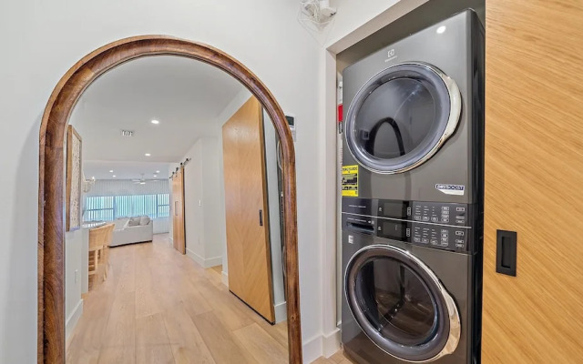 The Beach House 2 Bedroom Condo