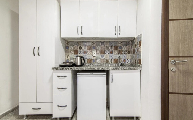Comfy Studio Flat With Great Location in Beyoglu
