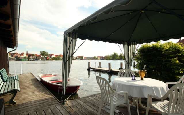 1 Villa Blanck Comfortable Holiday Residence