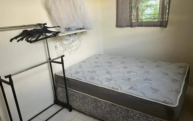 Charming 2-bed Villa in The Garden
