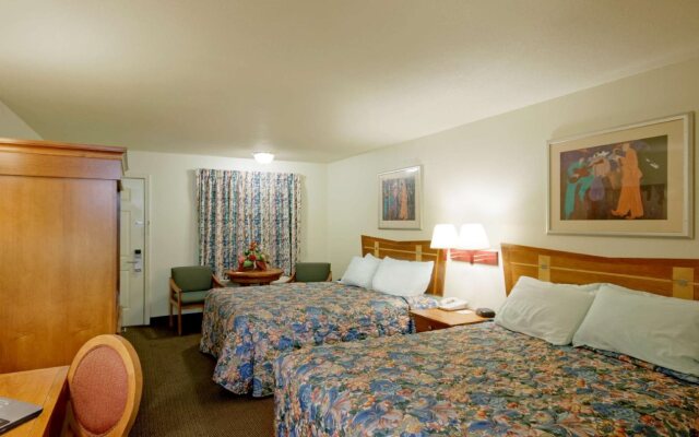 Blue Jay Inn and Suites