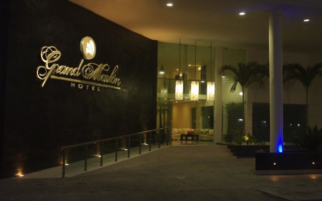 Hotel Grand Marlon