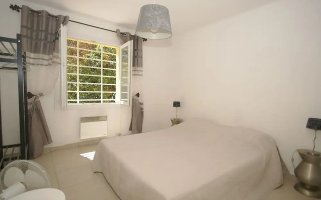 Cozy Holiday Home in Ramatuelle With Garden