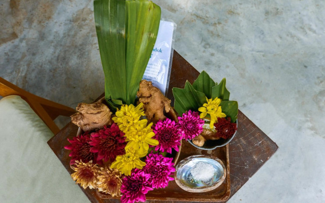 The Settlement Hotel