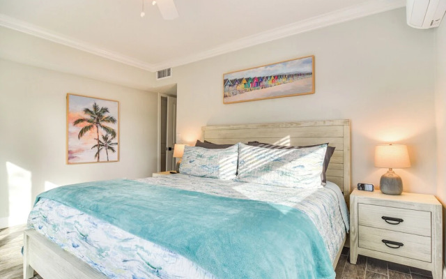 Easy Access to Beach: Canal-front Home w/ Pool