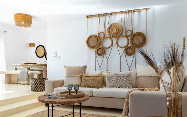 Monogram Travel Paros