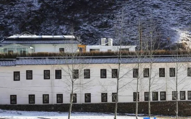 Tingshan Hostel