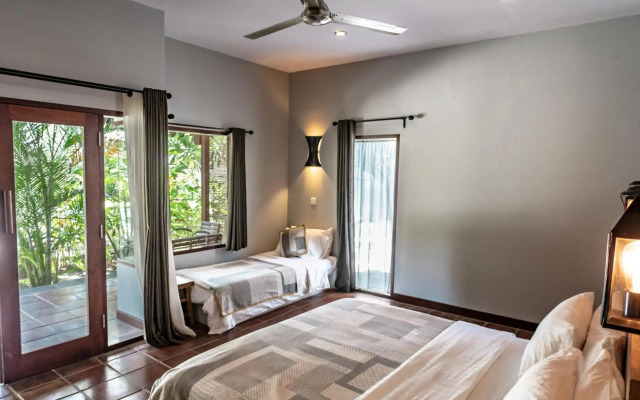 Belukar Villas