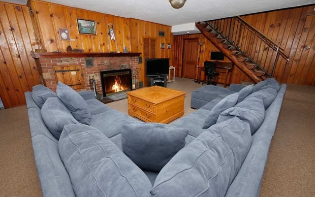 3664 Birch Avenue Cabin