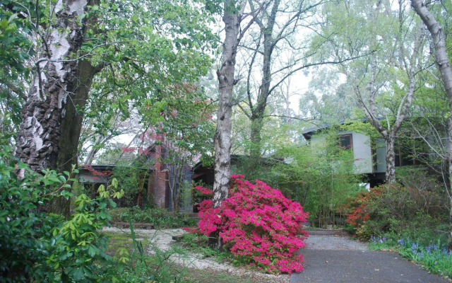 Rocky Creek Art Garden B&B