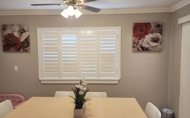 4 MINUTES To BEACH VACATION PLACE