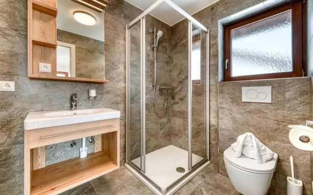 Alpenblick Appartements - 5-zimmer Gartenwohnung