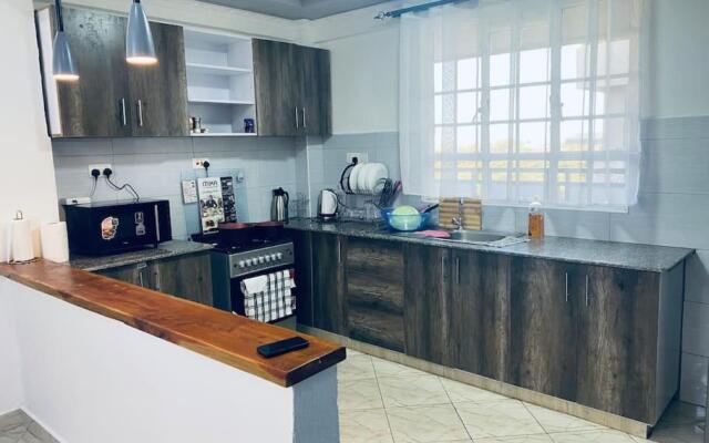 Arabel's Place 1 Bedroom California Plaza Nanyuki