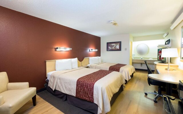 Red Roof Inn Boston - Southborough/ Worcester