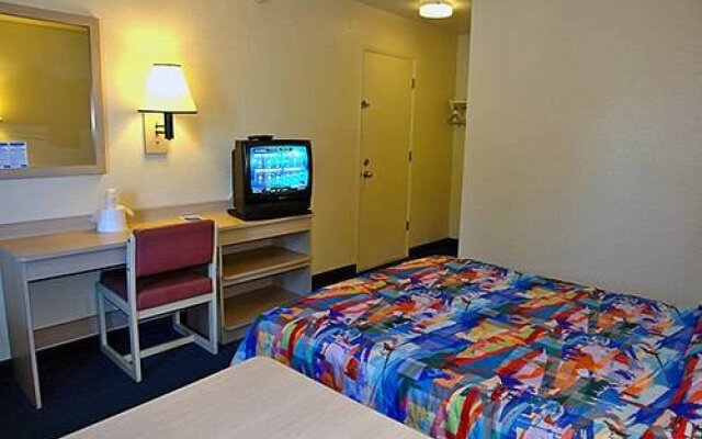 Motel 6 - Newark