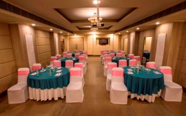 Sarovar Portico Naraina Delhi